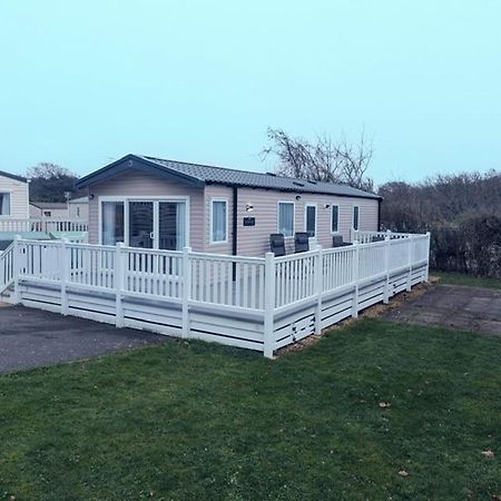 New Style Holiday Home, Quiet Location At Award Winning Shorefield Country Park - Entertainment Passes Included! ميلفورد أون سي المظهر الخارجي الصورة