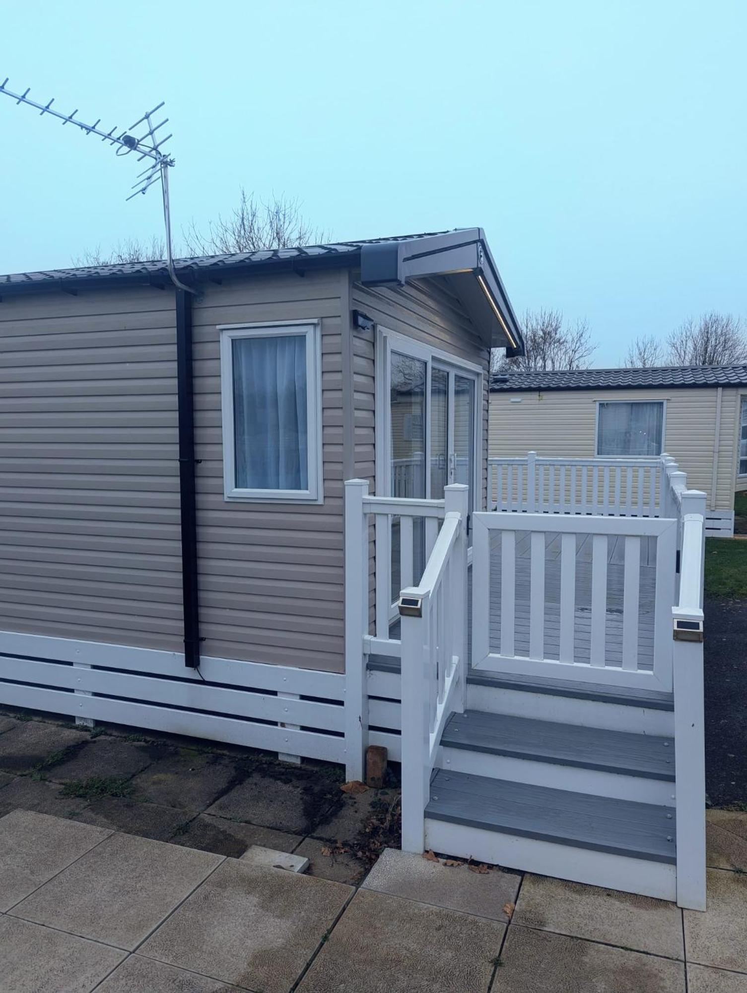 New Style Holiday Home, Quiet Location At Award Winning Shorefield Country Park - Entertainment Passes Included! ميلفورد أون سي المظهر الخارجي الصورة